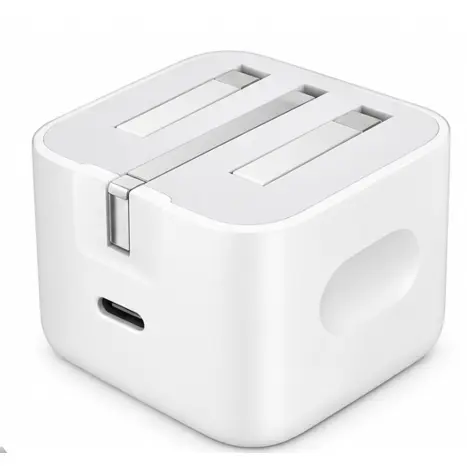 11 40W Dynamic Power Adapter with 60W Max – 3 Pin